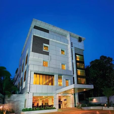 Hotel Hills Park Pathanamthitta Exterior photo