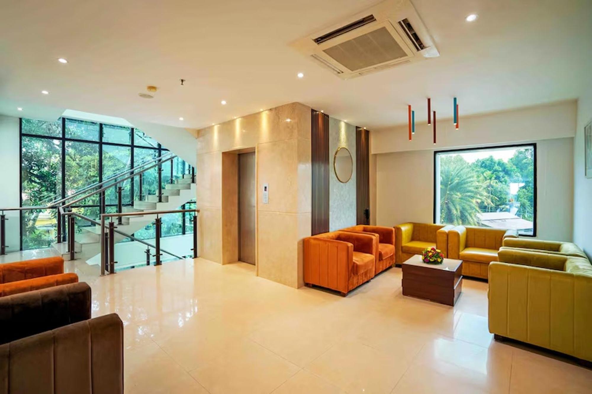 Hotel Hills Park Pathanamthitta Exterior photo