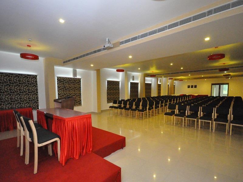 Hotel Hills Park Pathanamthitta Exterior photo